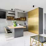 Apartmán El - Golden Palace *